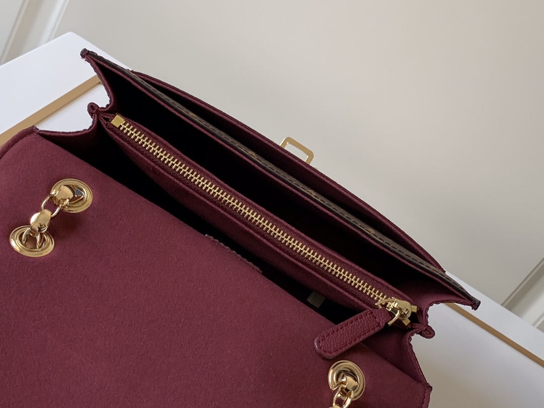 Replica Louis Vuitton Aaa-Victoire Chain Bag M41731 - Image 12