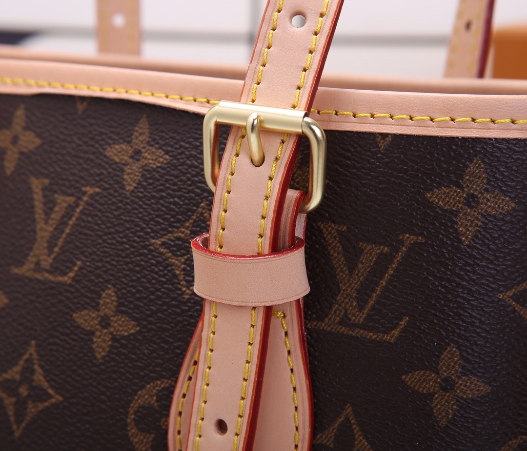 Replica Louis Vuitton Monogram Bucket Pm Tote Bag With Wallet M42238 - Image 3