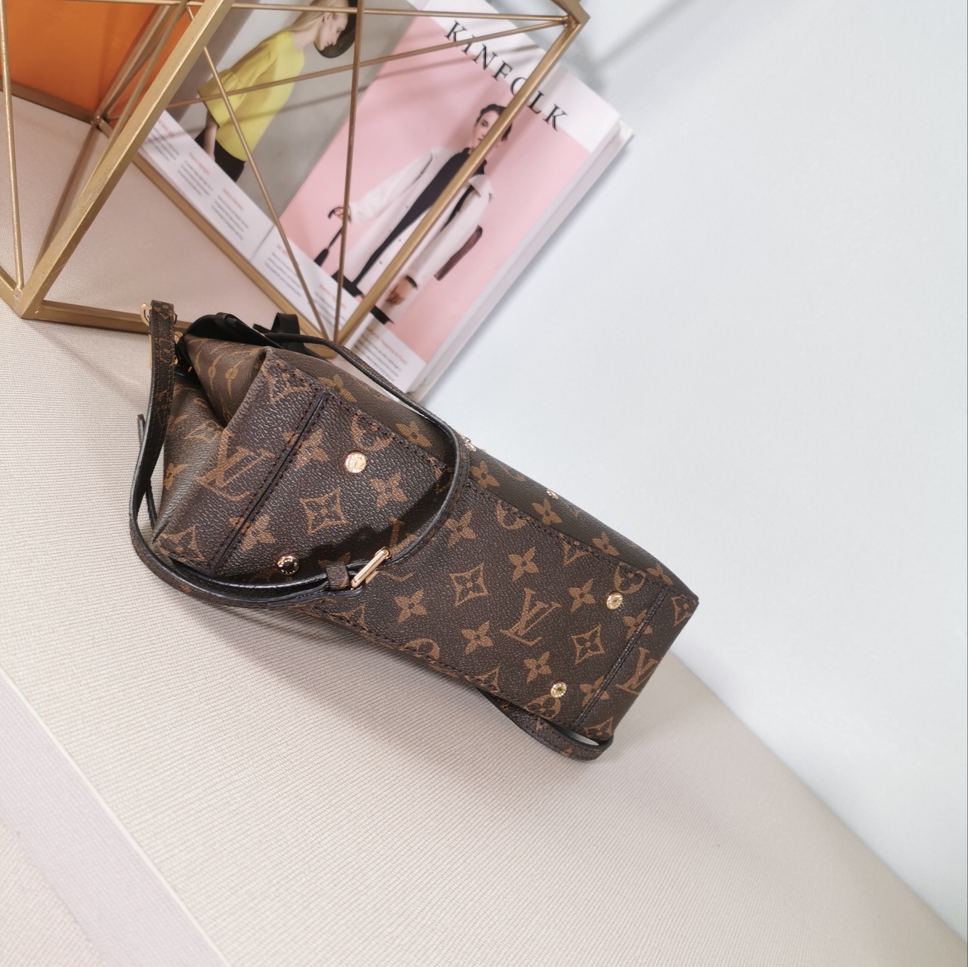 Replica Louis Vuitton One Handle M43125 - Image 6