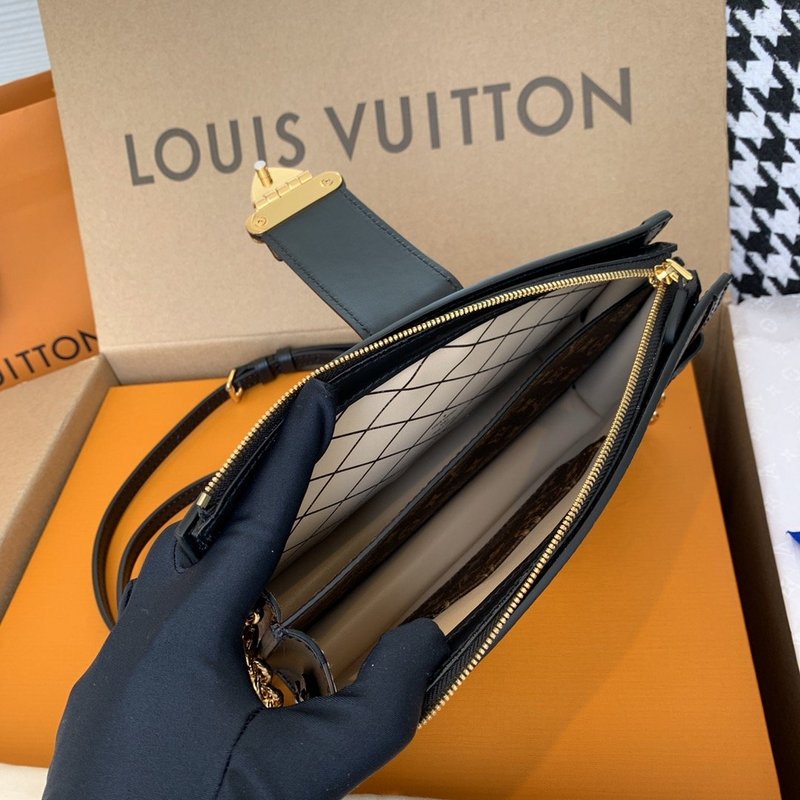 Replica Louis Vuitton Petite Malle M44199 - Image 11