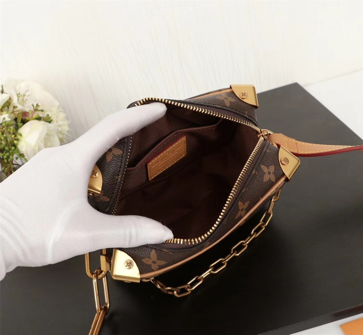 Replica Louis Vuitton Mini Soft Trunk M44480 - Image 2