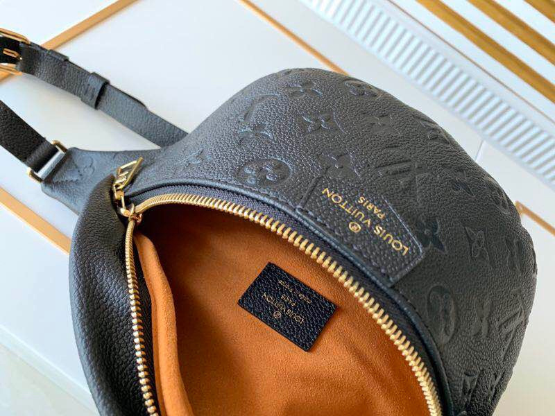 Replica Louis Vuitton Aaa-Monogram Empreinte Bumbag Black/Beige - Image 10