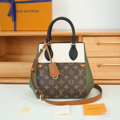 Replica Louis Vuitton Fold Tote Pm M45388