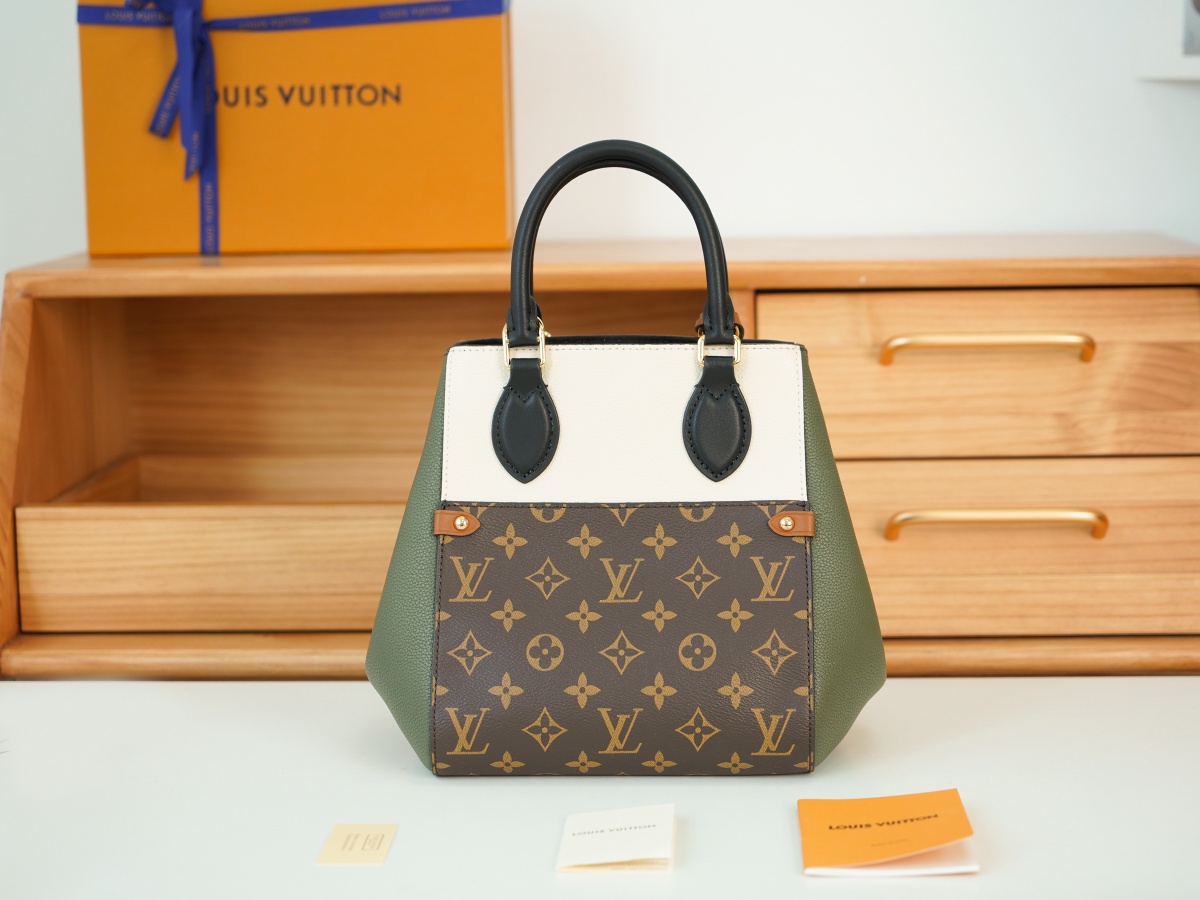 Replica Louis Vuitton Fold Tote Pm M45388 - Image 2