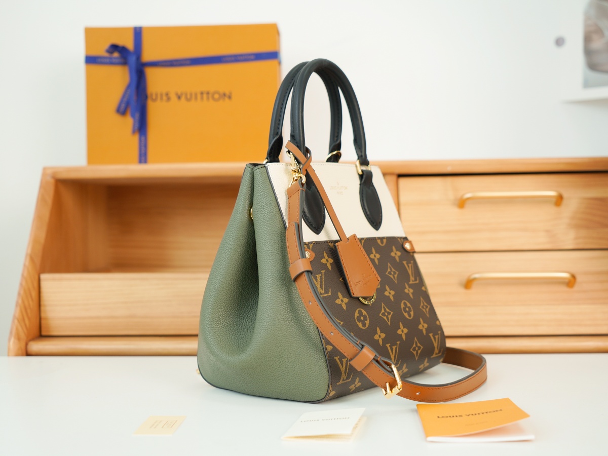 Replica Louis Vuitton Fold Tote Pm M45388 - Image 3