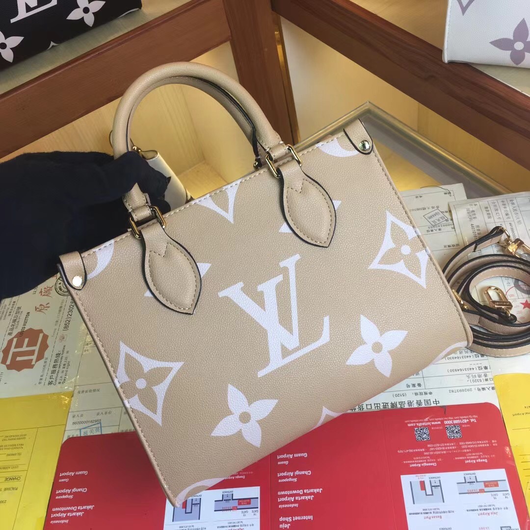 Replica Louis Vuitton Onthego Pm M45659 Black/White/Beige - Image 15