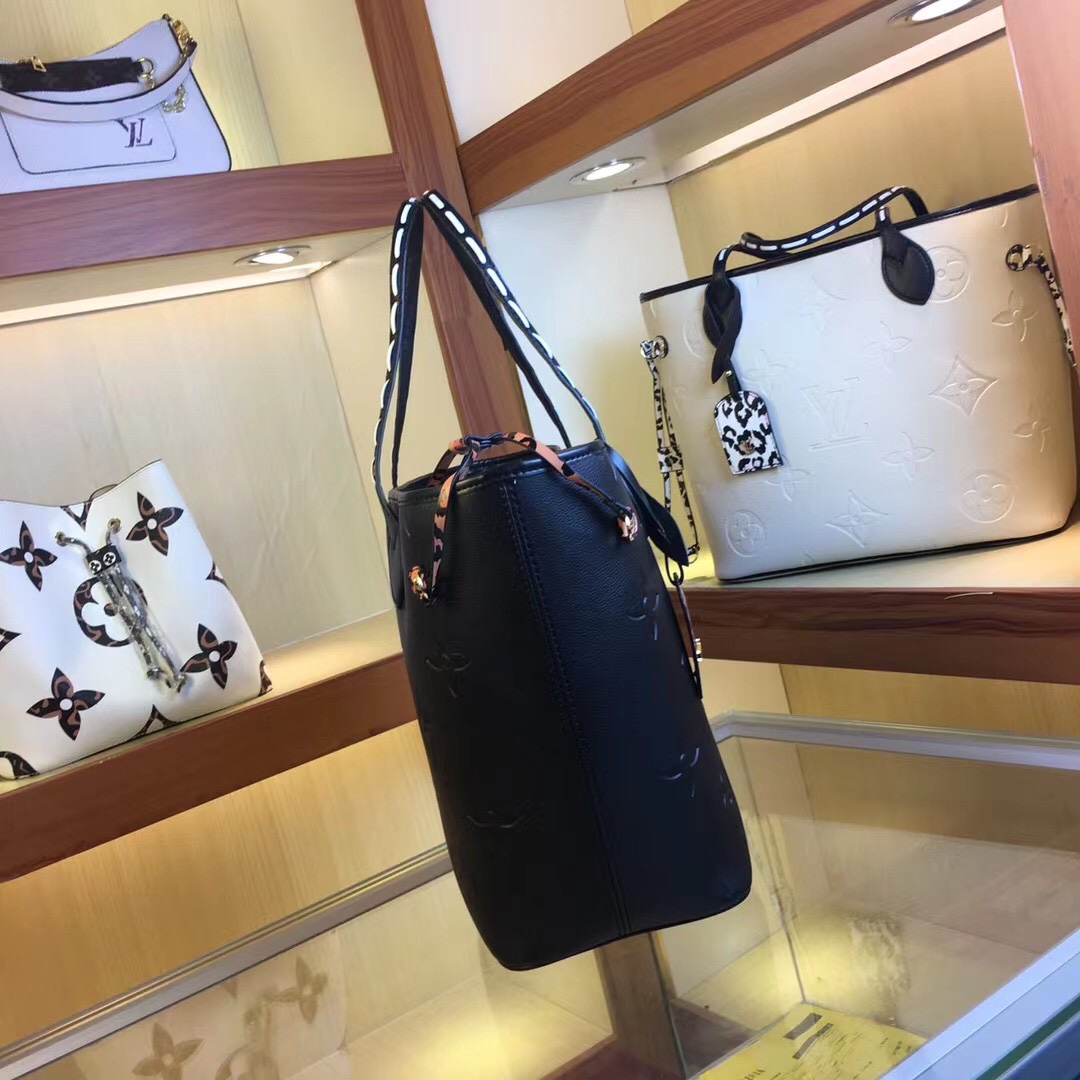 Replica Louis Vuitton Neverfull Mm Tote Black/White - Image 7