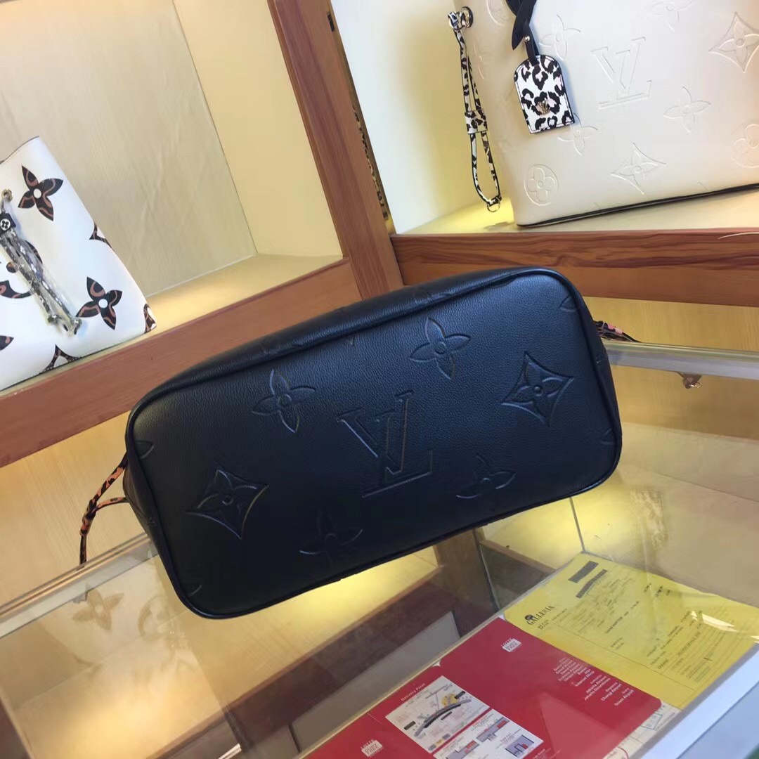 Replica Louis Vuitton Neverfull Mm Tote Black/White - Image 9