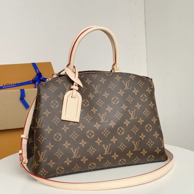 Alternative view of Replica Louis Vuitton Grand Palais/Petit Palais M45900