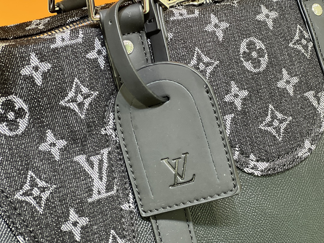 Replica Louis Vuitton Keepall Bandouliere 50 M45975 Black - Image 4
