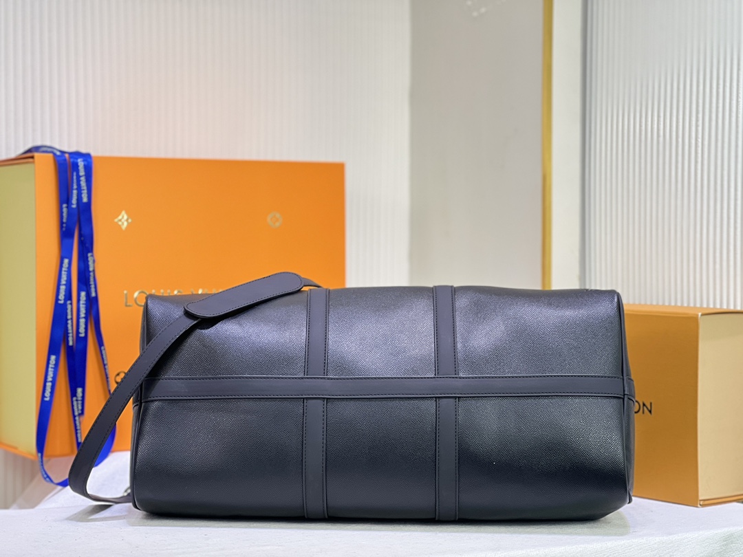 Replica Louis Vuitton Keepall Bandouliere 50 M45975 Black - Image 7