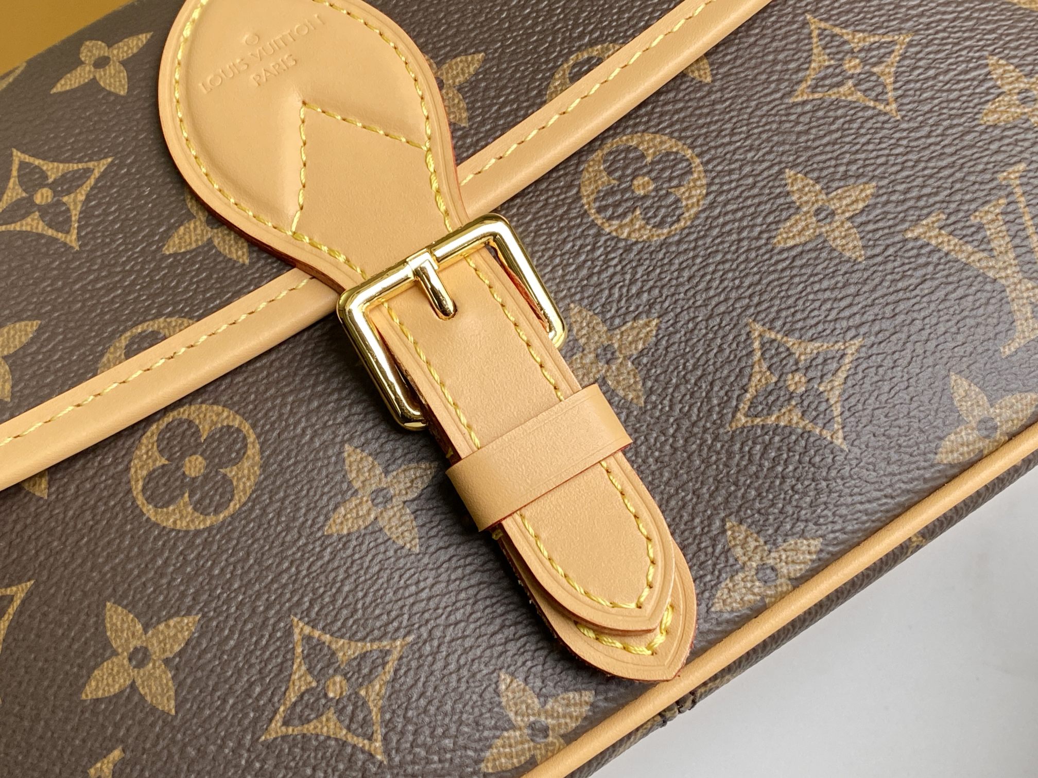 Replica Louis Vuitton Diane M45985 - Image 6