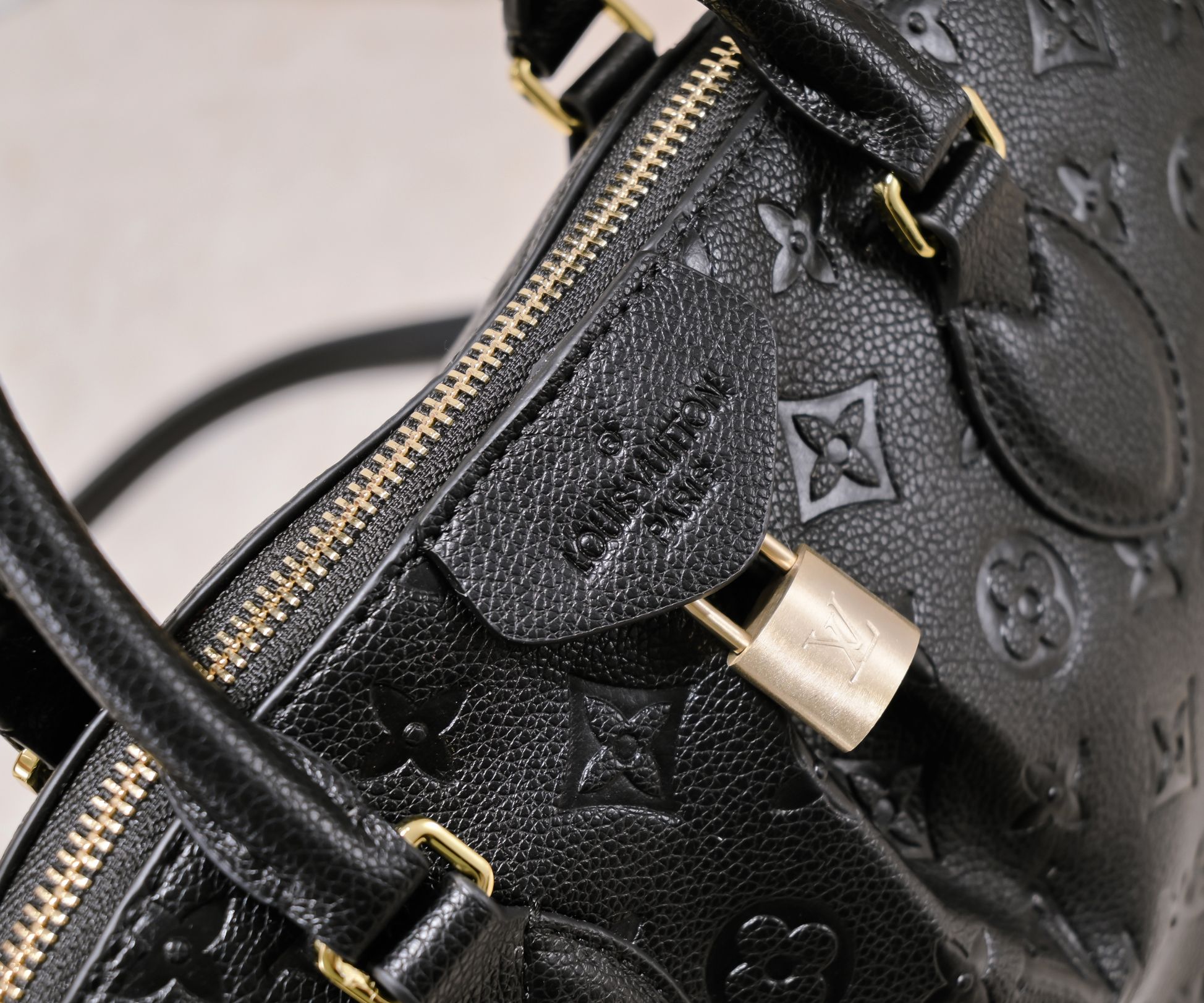 Replica Louis Vuitton Embossed Boetie Mm/Pm - Image 9