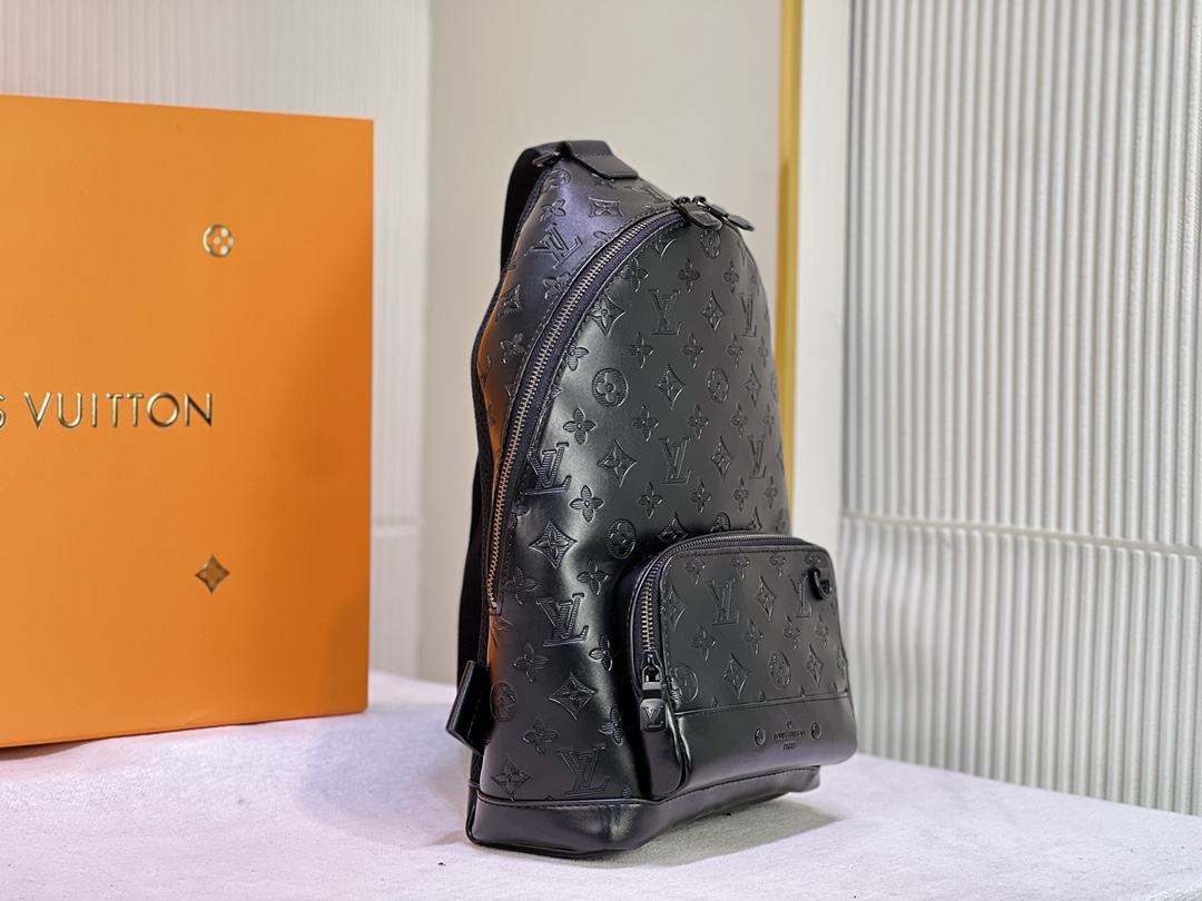 Replica Louis Vuitton Monogram Shadow Racer Slingbag M46107 - Image 2