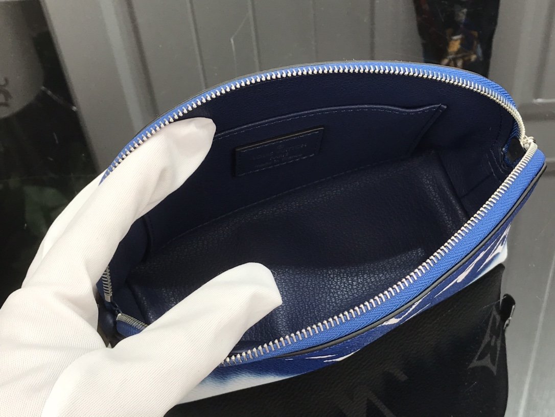 Replica Louis Vuitton Escale Cosmetic Pouch M47515 - Image 2