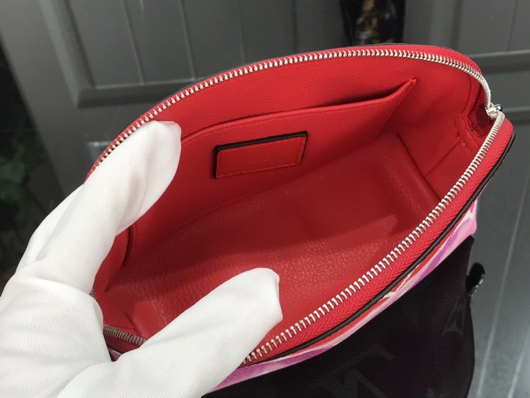 Replica Louis Vuitton Escale Cosmetic Pouch M47515 - Image 3