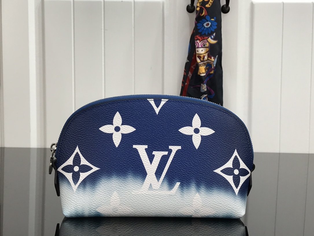 Replica Louis Vuitton Escale Cosmetic Pouch M47515 - Image 8