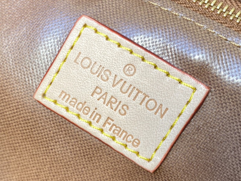 Replica Louis Vuitton Toiletry Bag 25 M47527 - Image 6
