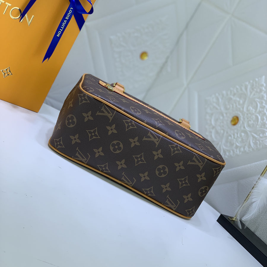 Replica Louis Vuitton Monogram Pochette Cite Shoulder Bag - Image 9