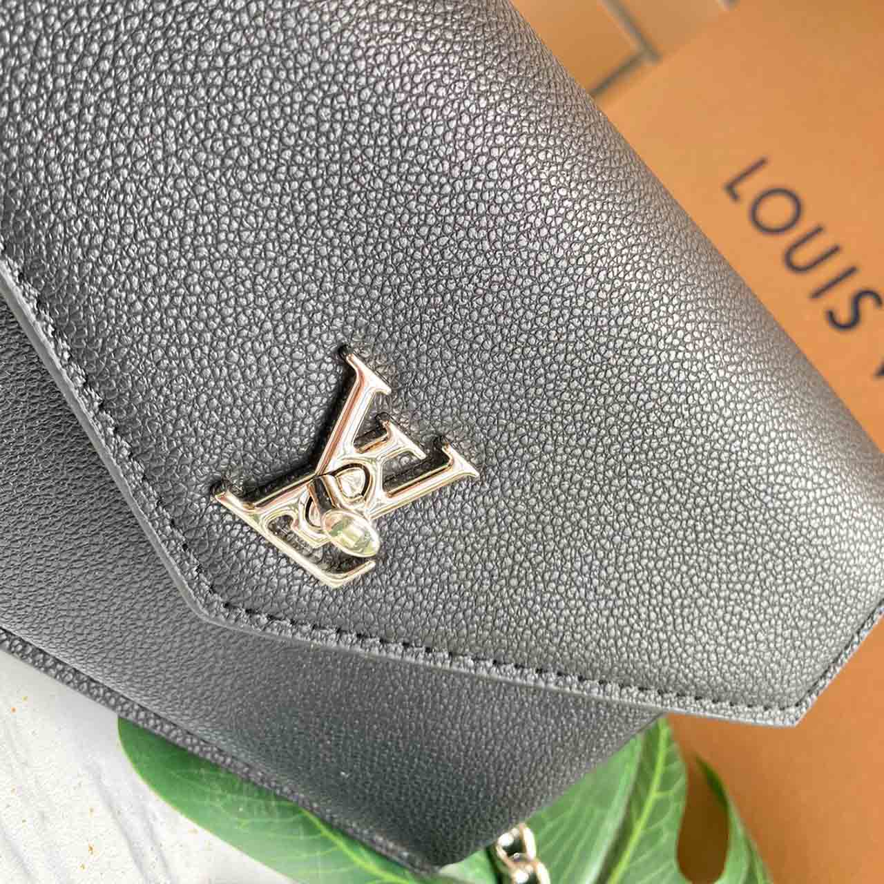 Replica Louis Vuitton Mylockme Chain Bag M55902 Black - Image 4