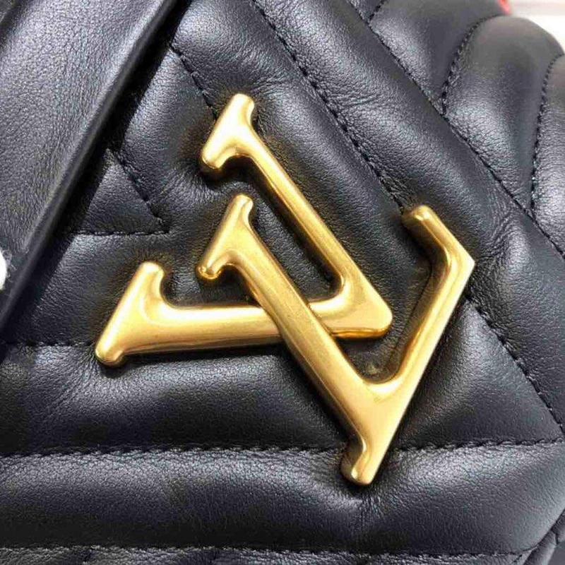 Replica Louis Vuitton New Wave Bumbag Black/White - Image 4