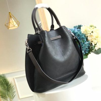 Alternative view of Replica Louis Vuitton Girolata Black/Beige