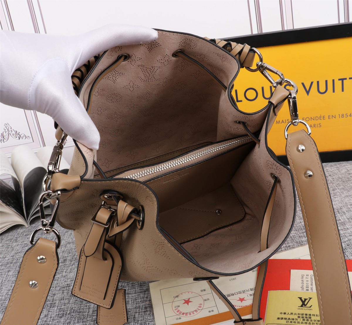 Replica Louis Vuitton Muria Bucket Bag- 5 Colors - Image 16