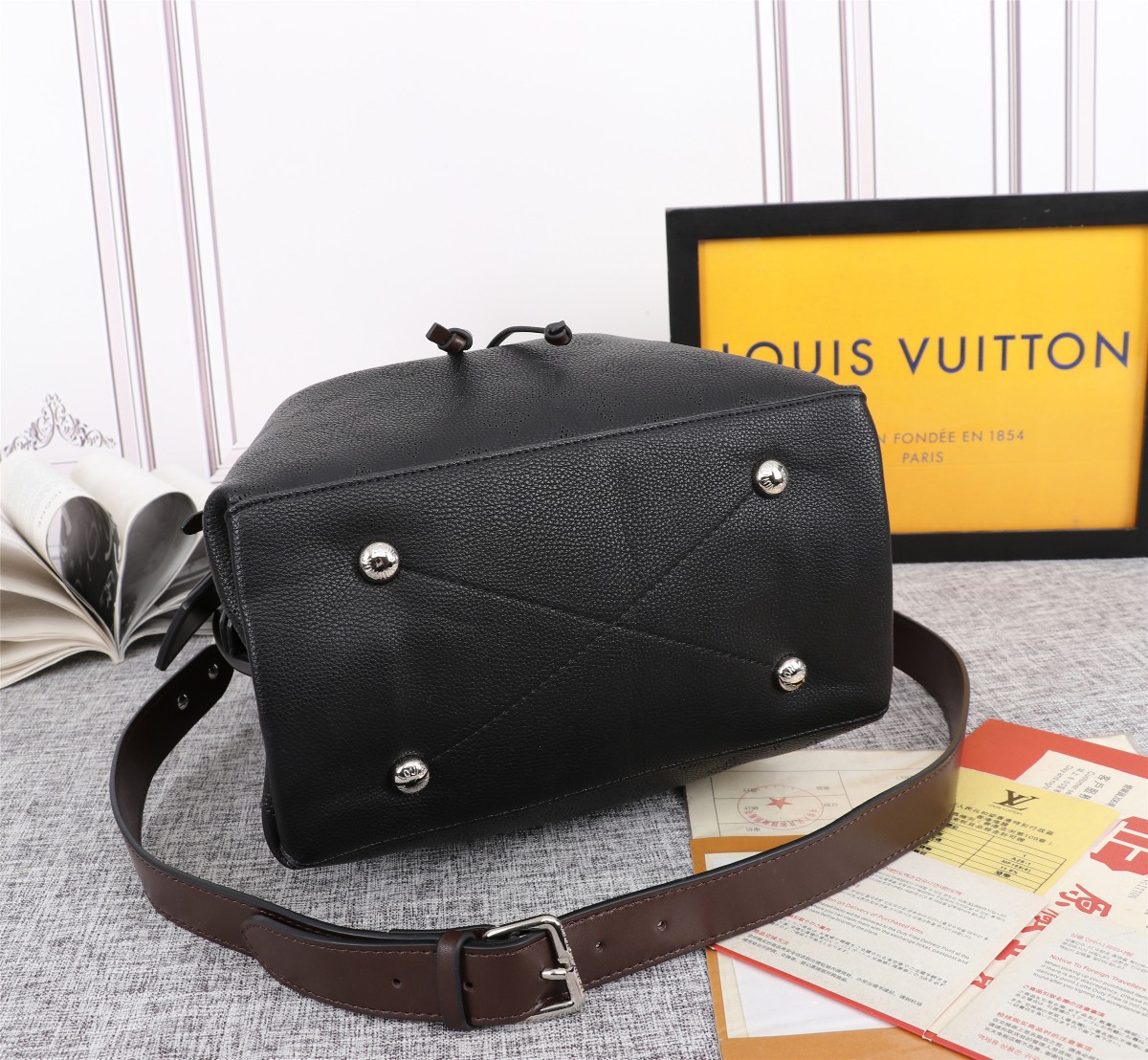 Replica Louis Vuitton Muria Bucket Bag- 5 Colors - Image 3