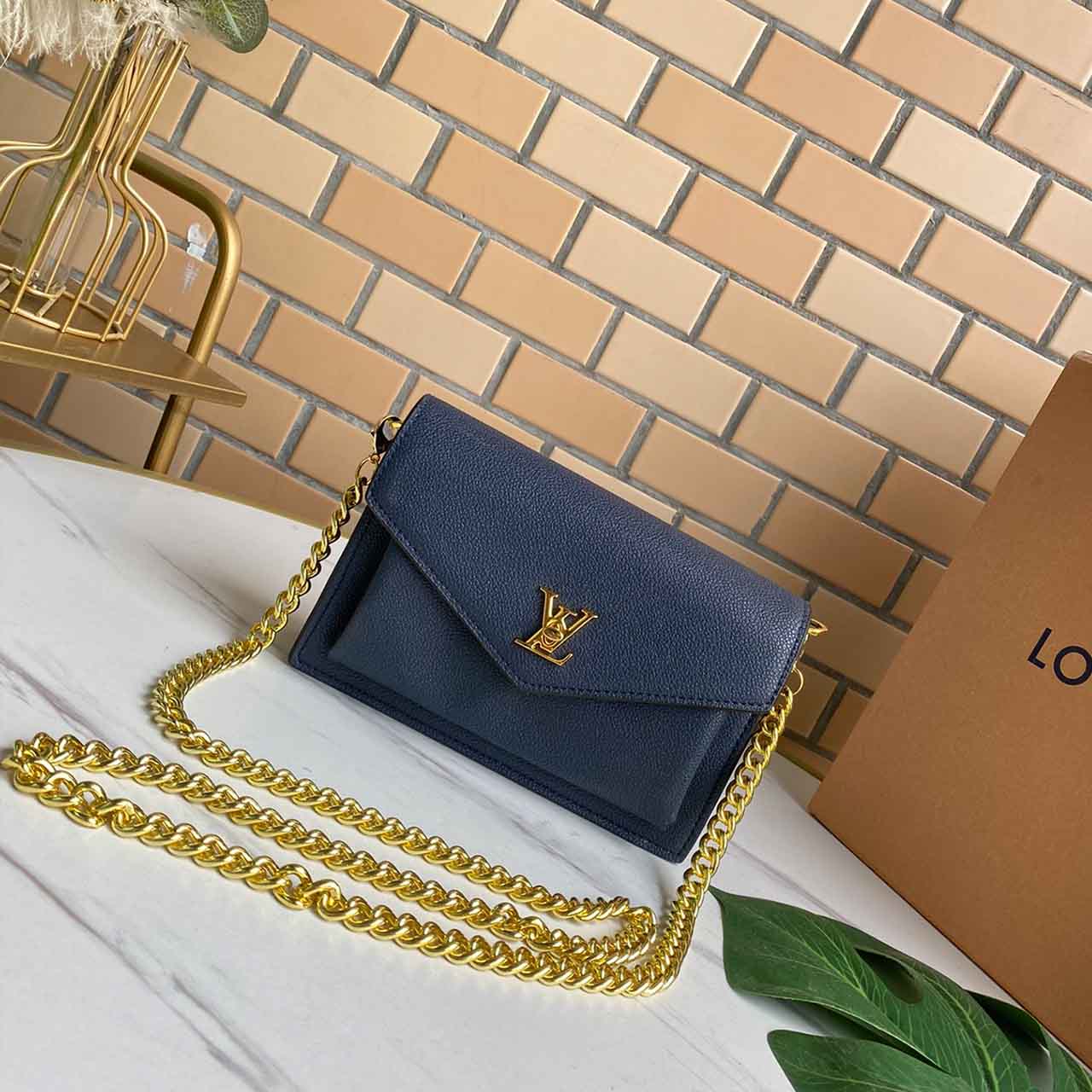 Replica Louis Vuitton Mylockme Chain Bag M55902 Black - Image 21