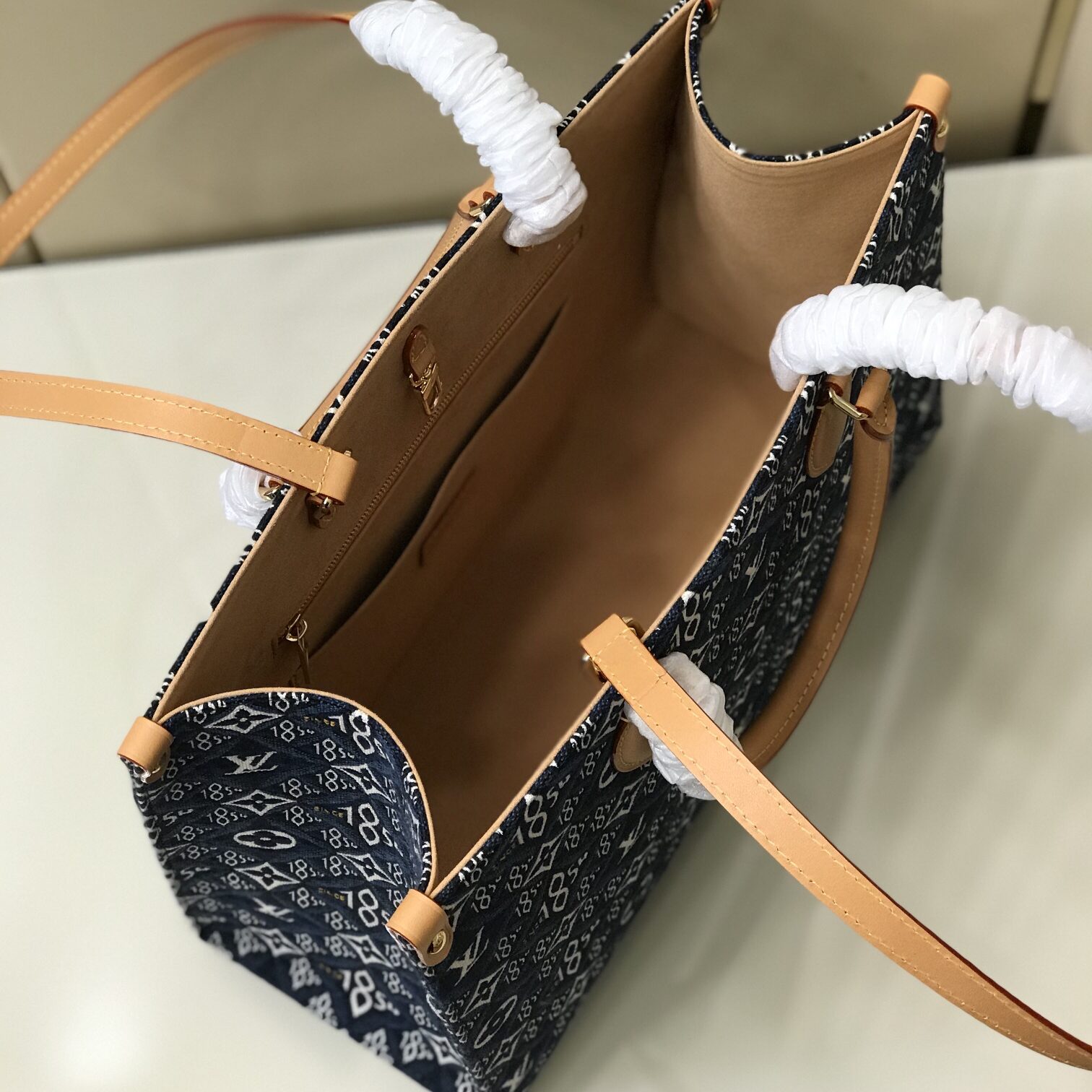 Replica Louis Vuitton Since 1854 Onthego Gm Tote - Image 8
