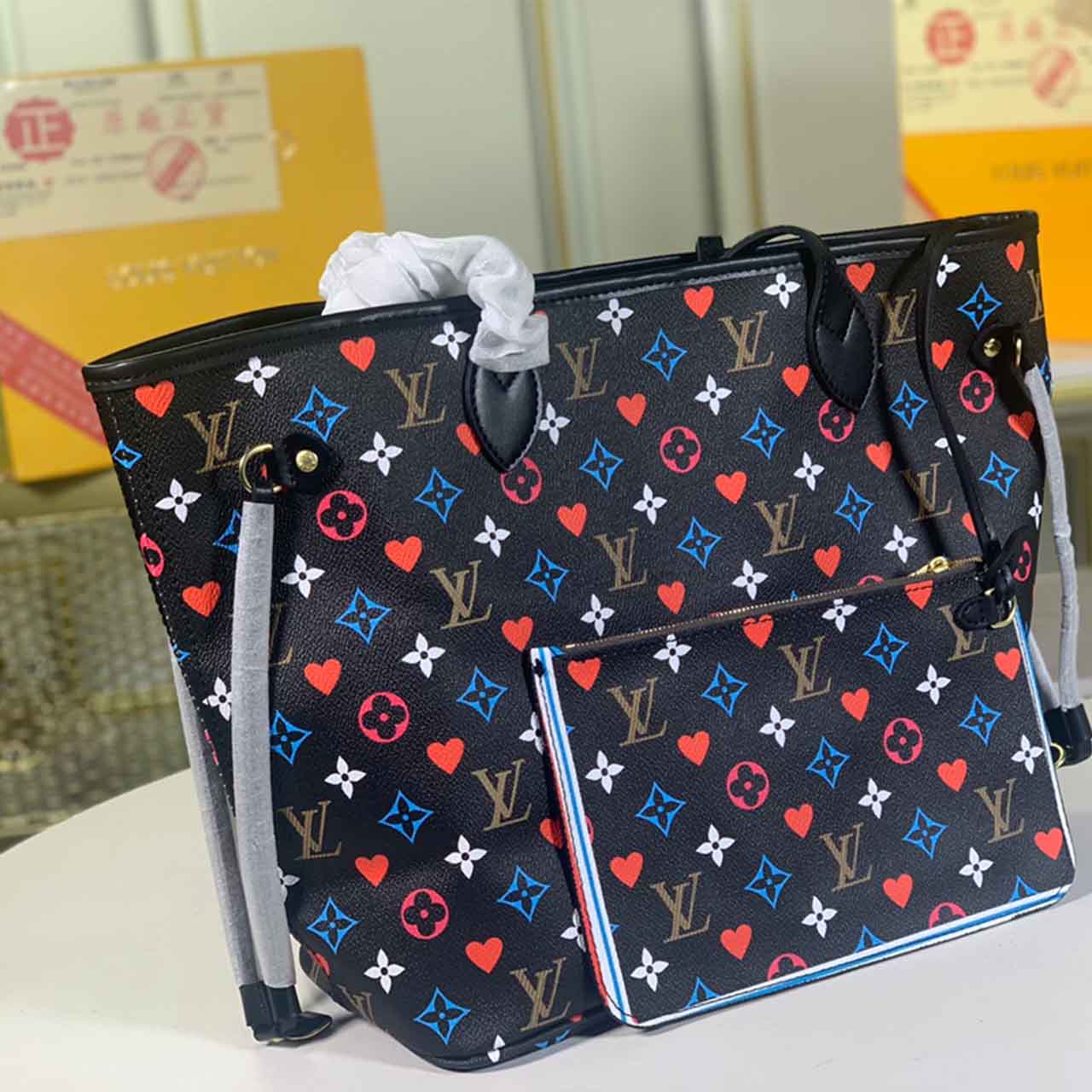 Replica Louis Vuitton Game On Neverfull Mm M57462 Black/White - Image 13