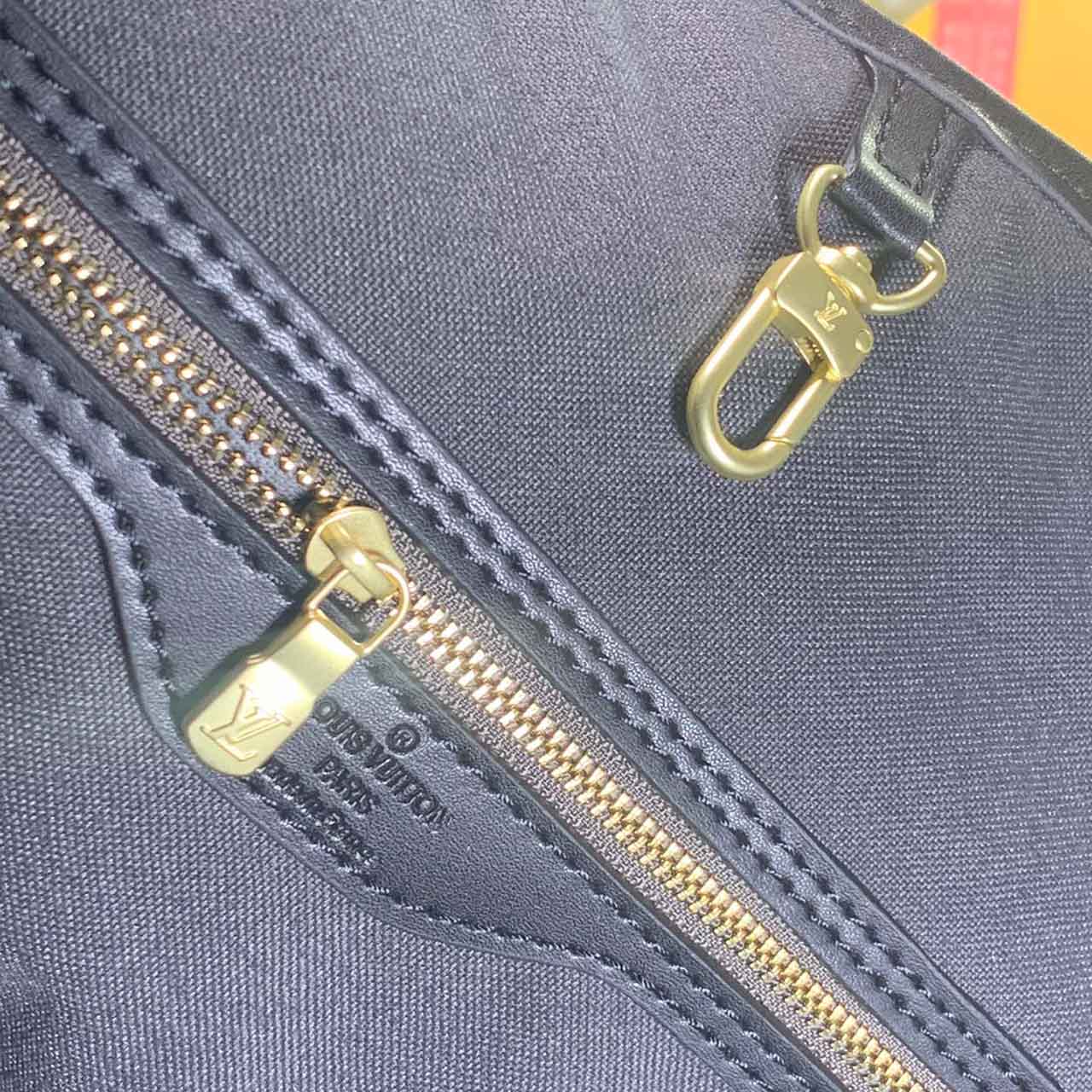 Replica Louis Vuitton Game On Neverfull Mm M57462 Black/White - Image 9