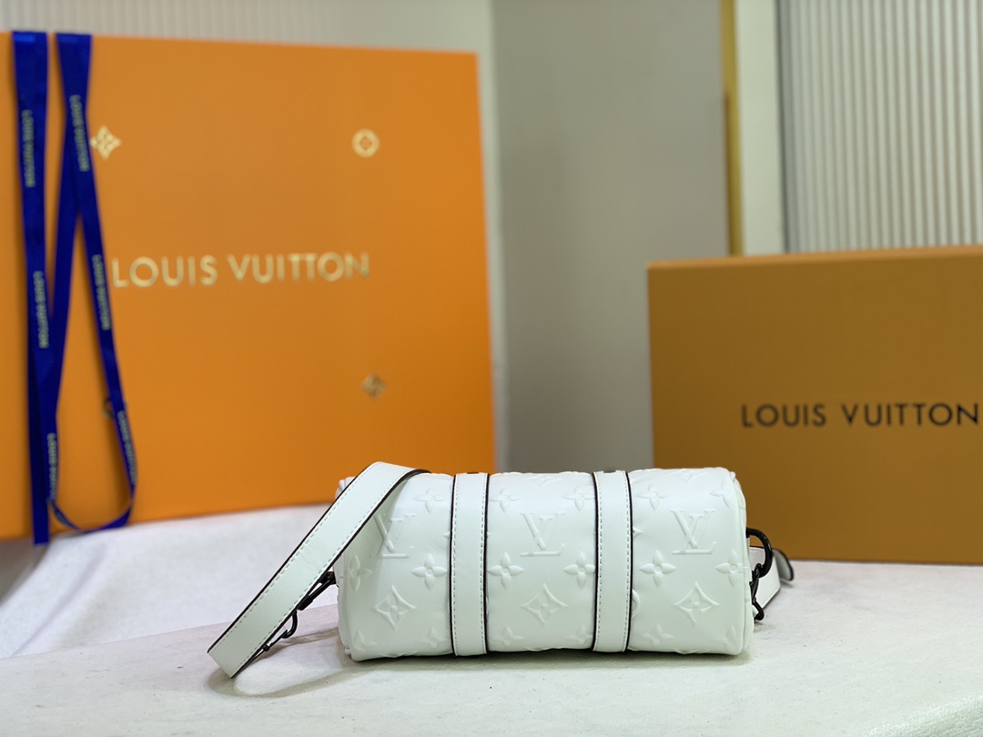Replica Louis Vuitton Keepall Xs Monogram Seal Version - Image 14