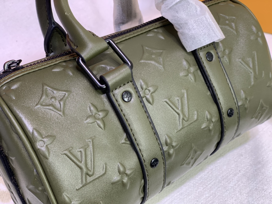 Replica Louis Vuitton Keepall Xs Monogram Seal Version - Image 3