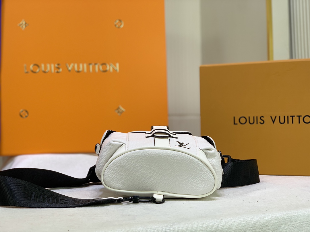 Replica Louis Vuitton Christopher Xs Black/Blue/White - Image 7