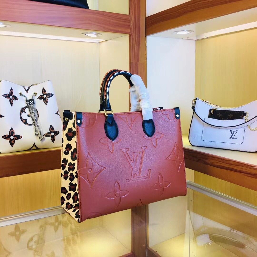 Replica Louis Vuitton Leopard-Print Sides Onthego Black/Brown - Image 6