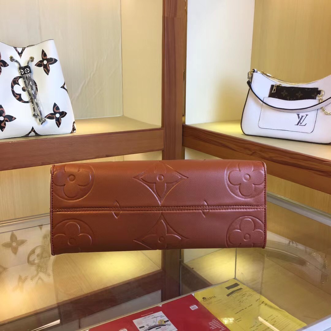 Replica Louis Vuitton Leopard-Print Sides Onthego Black/Brown - Image 9