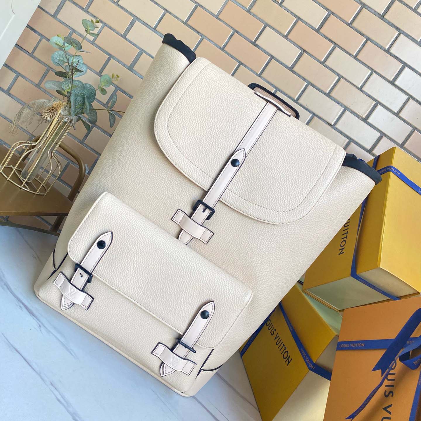 Replica Louis Vuitton Christopher Slim Backpack - Image 12