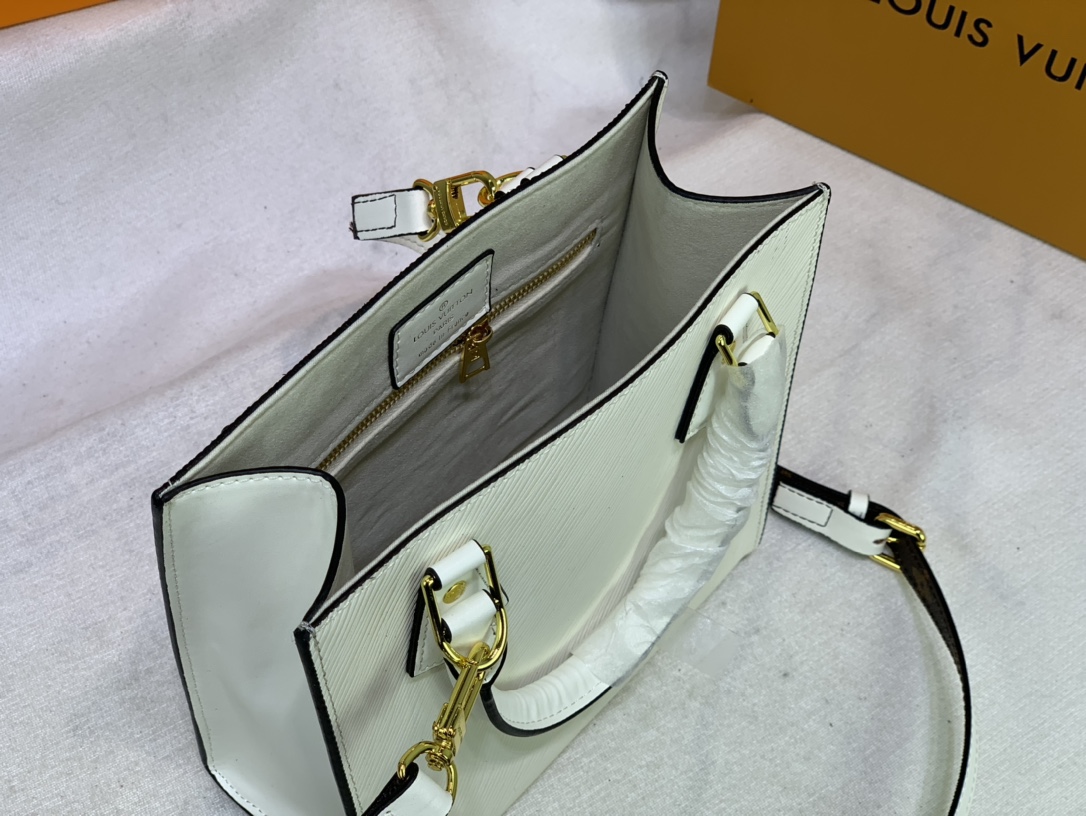 Replica Louis Vuitton Epi Leather Sac Plat Bb - Image 14