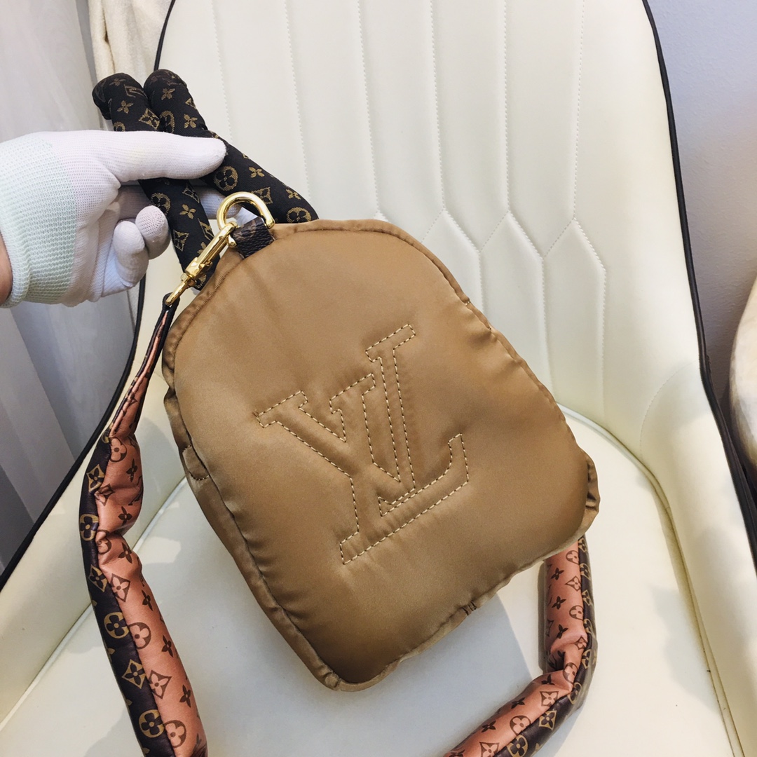 Replica Louis Vuitton Speedy Bandouliere 30 Handbag - Image 9