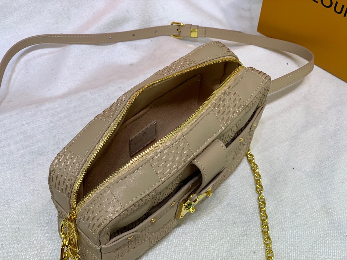Replica Louis Vuitton Troca Pm Handbag- 4 Colors - Image 18