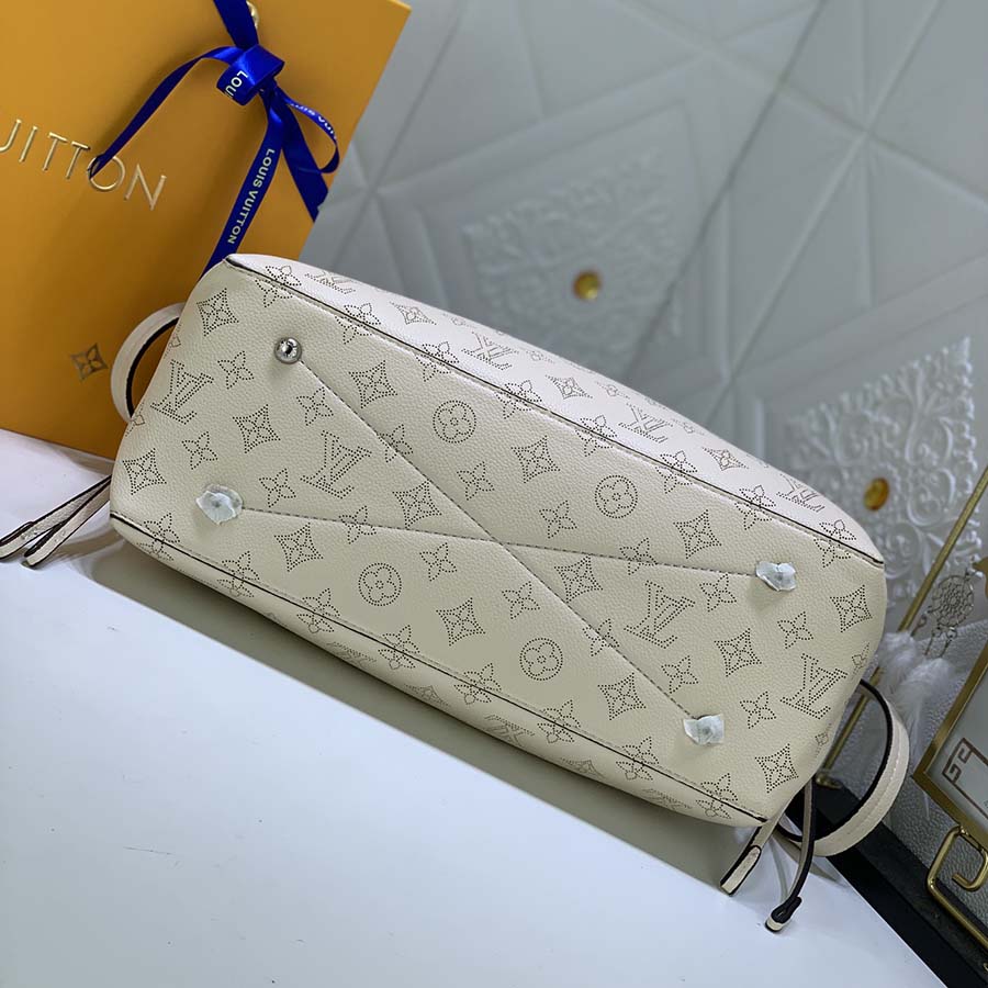 Replica Louis Vuitton Bella Tote Bag - Image 7