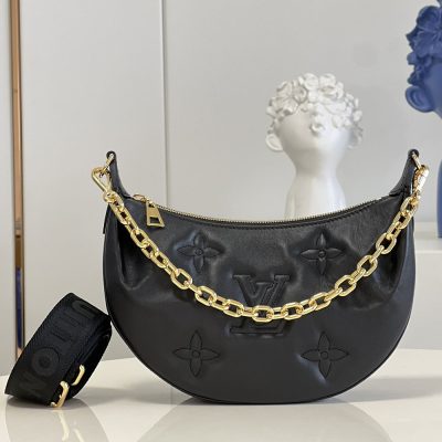 Alternative view of Replica Louis Vuitton Aaa- Over The Moon