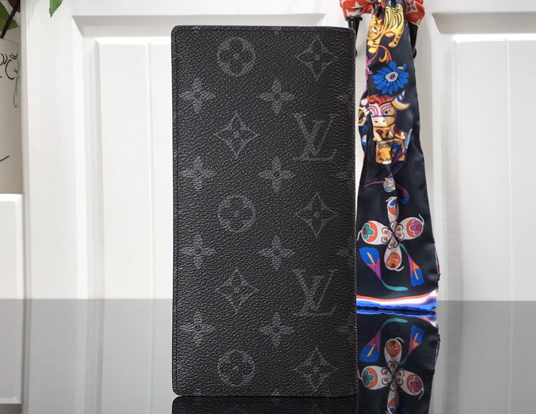 Replica Louis Vuitton Brazza Wallet M66540 - Image 2