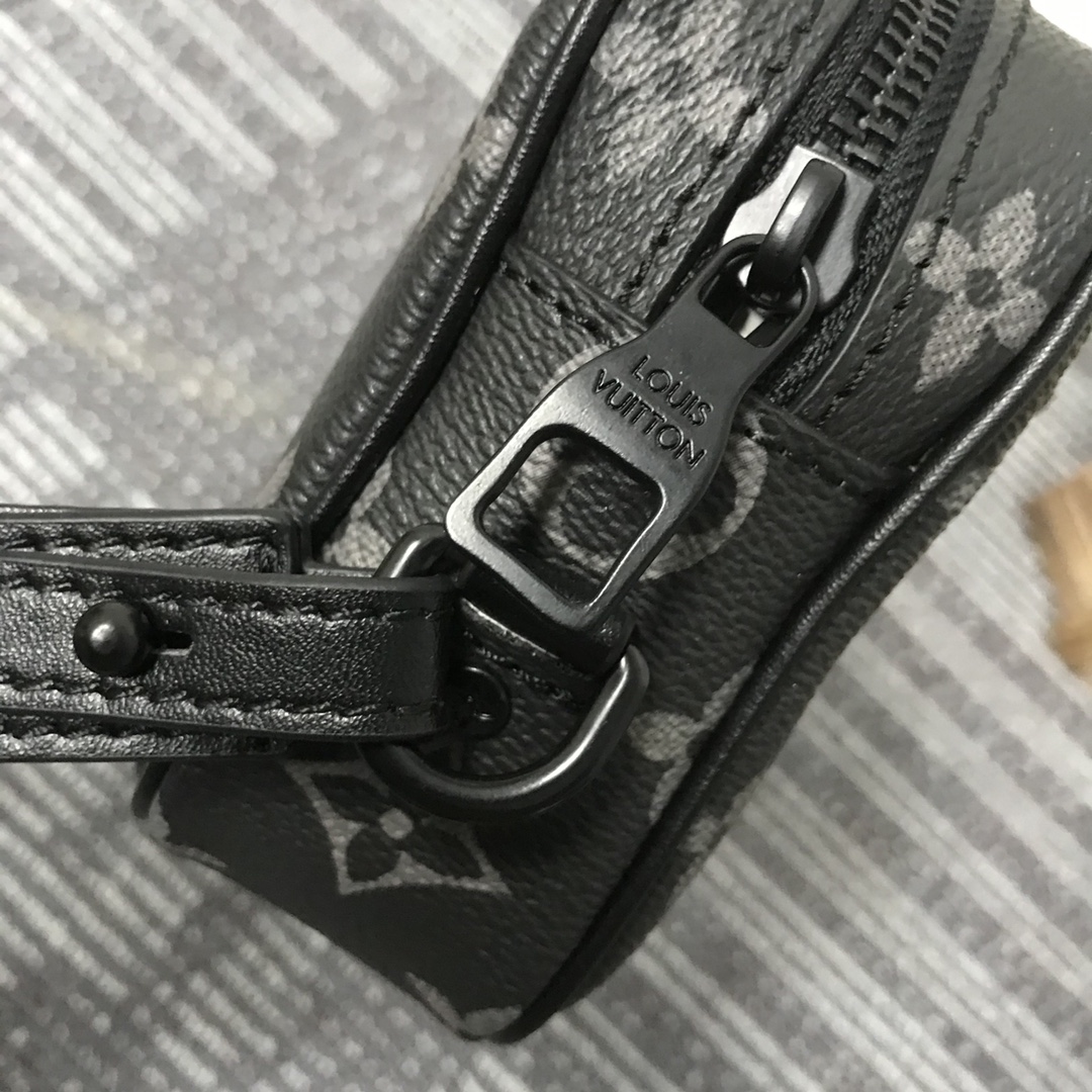 Replica Louis Vuitton Pochette Volga M68321 - Image 8