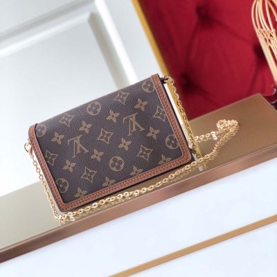 Alternative view of Replica Louis Vuitton Dauphine Chain Wallet