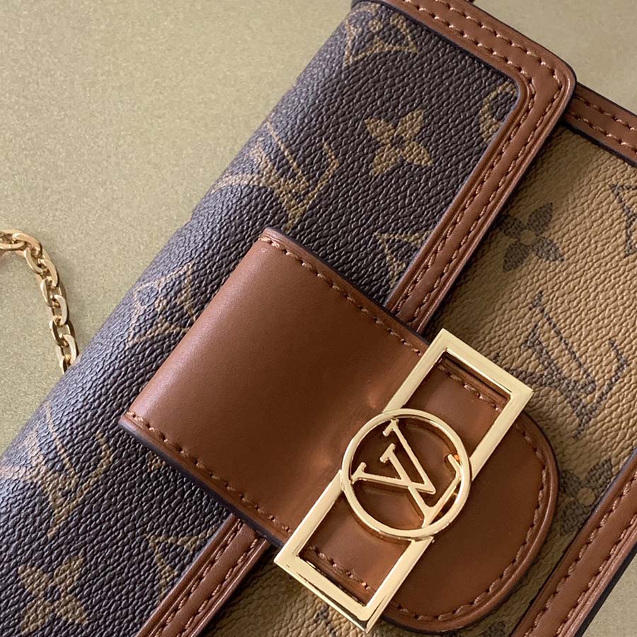 Replica Louis Vuitton Dauphine Chain Wallet - Image 6