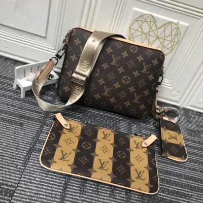 Alternative view of Replica Louis Vuitton 3In1 Pochette Trio Messenger M69443