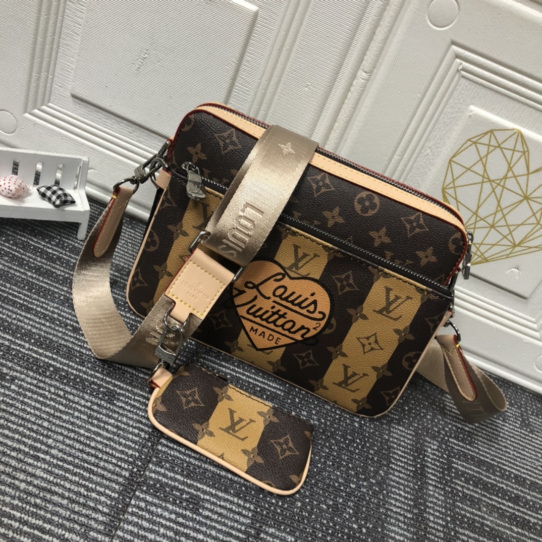 Replica Louis Vuitton 3In1 Pochette Trio Messenger M69443 - Image 10