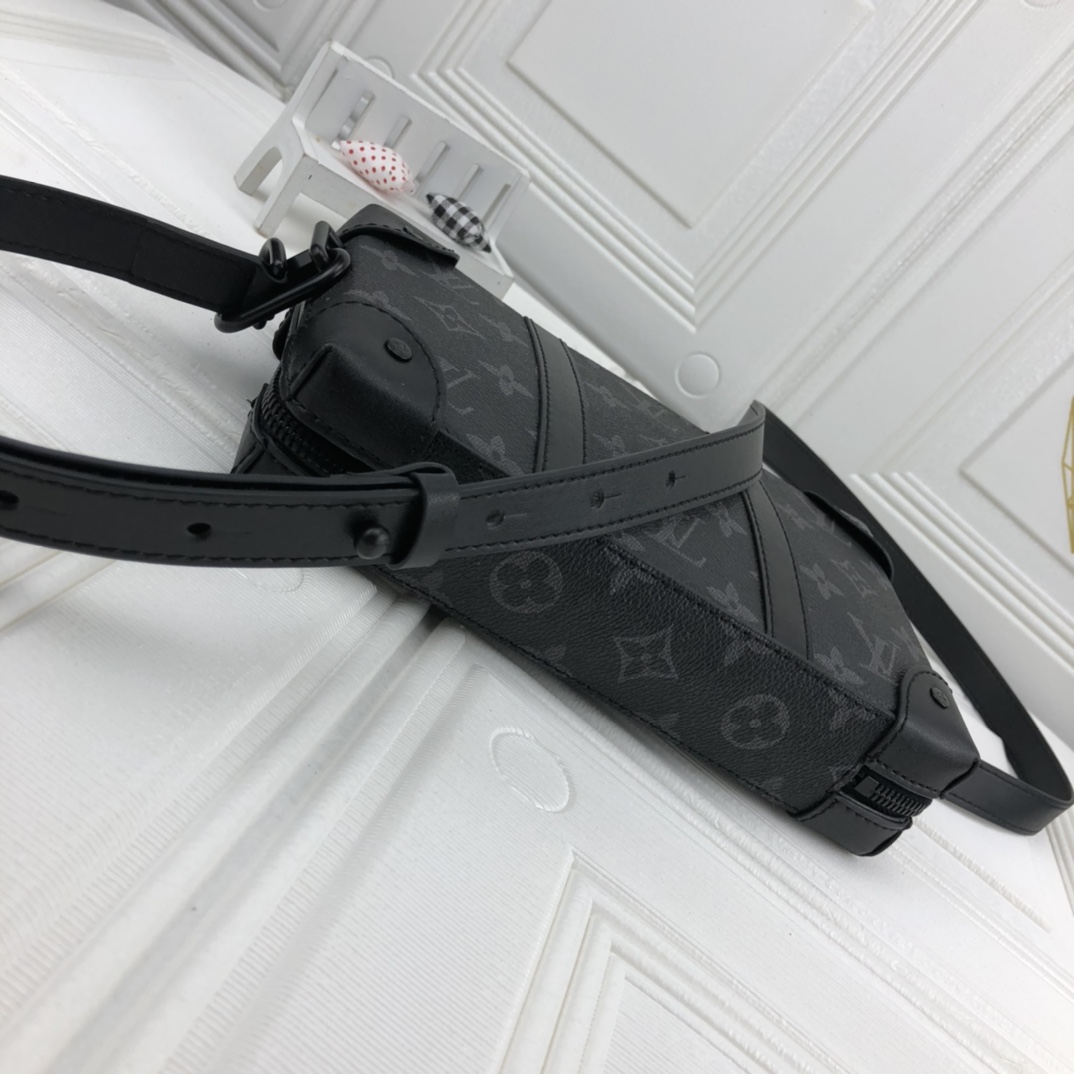 Replica Louis Vuitton Soft Trunk Wallet - Image 4